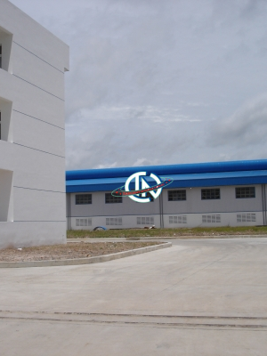 NHÀ XƯỞNG CONG TY THUỘC DA NƯỚC TÍN